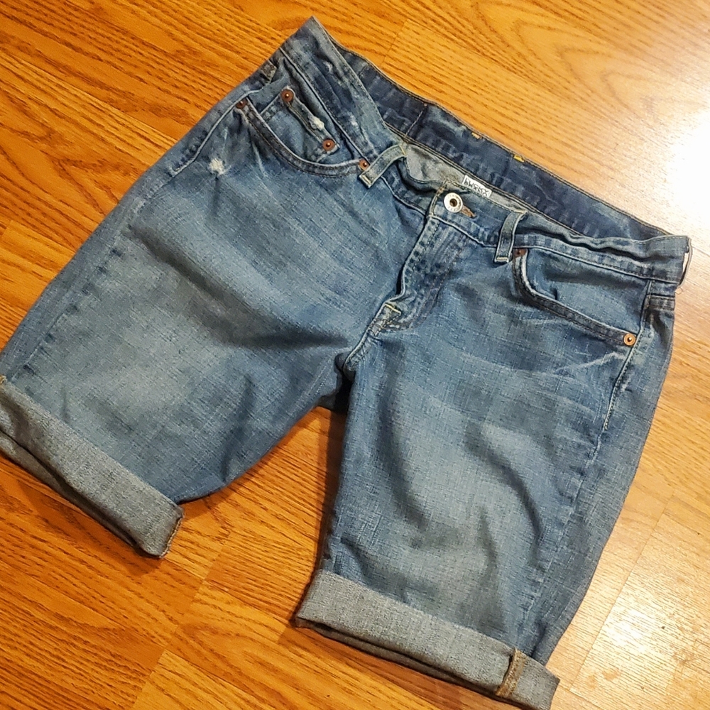 LUCKY BRAND 00's DISTRESSED JEAN SHORTS - EUC